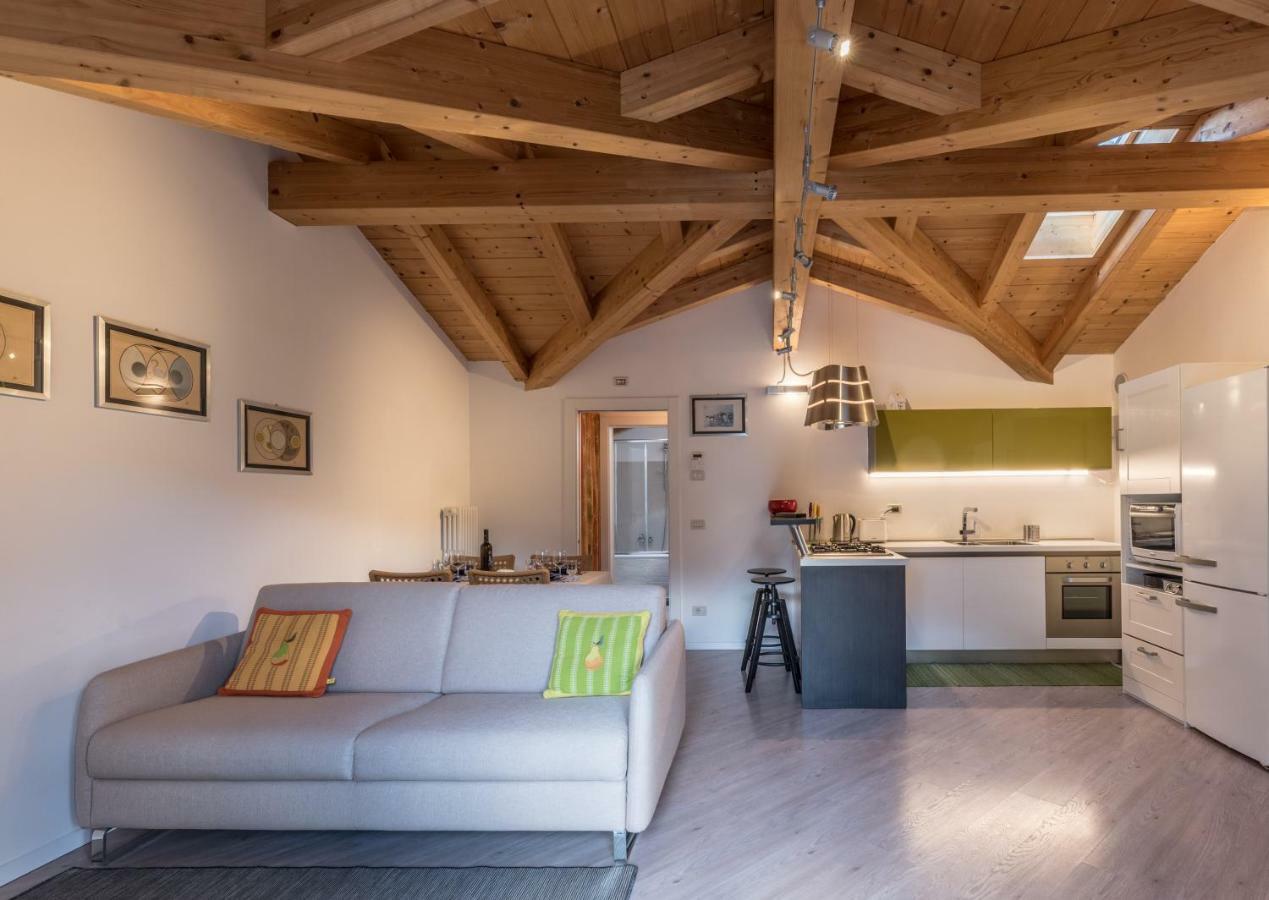Mansarda Di Alex E Nataly Apartment Calceranica al Lago Ngoại thất bức ảnh
