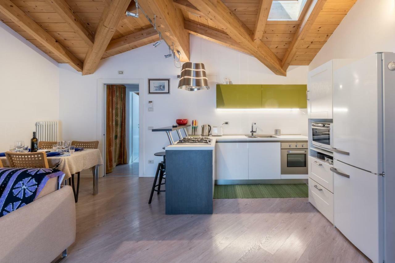 Mansarda Di Alex E Nataly Apartment Calceranica al Lago Ngoại thất bức ảnh