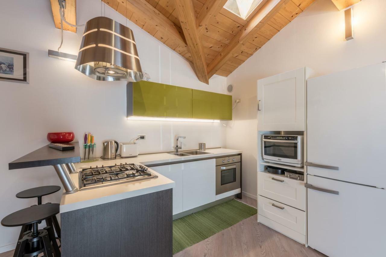 Mansarda Di Alex E Nataly Apartment Calceranica al Lago Ngoại thất bức ảnh