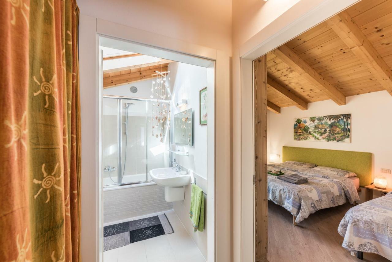 Mansarda Di Alex E Nataly Apartment Calceranica al Lago Ngoại thất bức ảnh